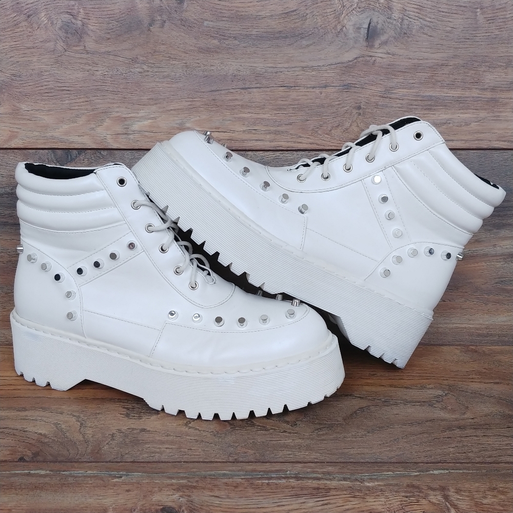 Ego shoes Lore Platform Studded Boots